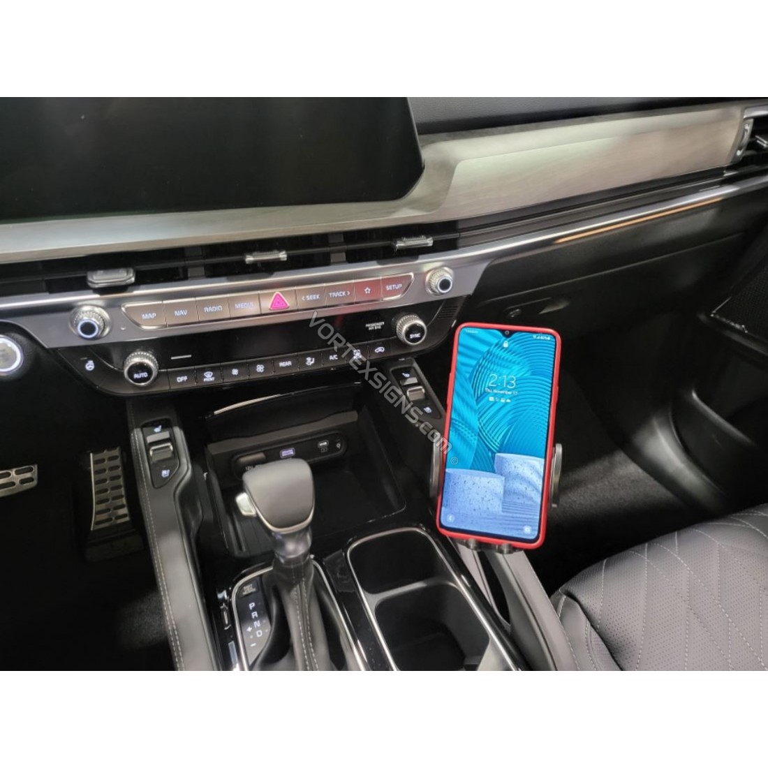 Kia Telluride phone mount with wireless charger